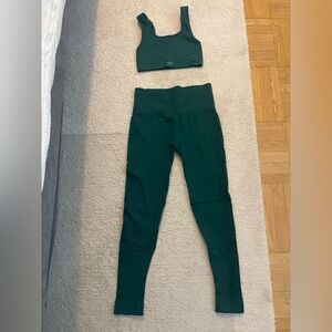 SET Active Forest Green High-Waist Leggings & Bra Top Set